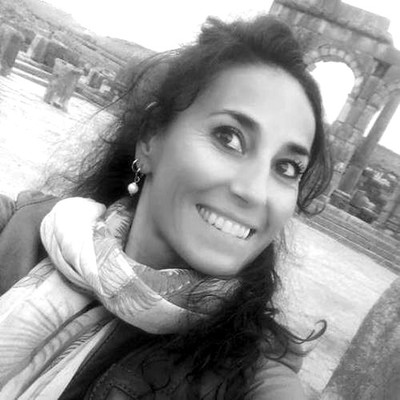 Stefania Mangano - Graduated in Political Science at University of Genoa